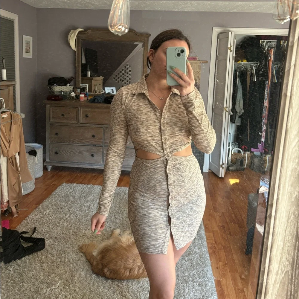 Collared Mini Dress - Picture 2 of 6